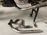 Koleno výfuku Manet Korádo Super Maxi